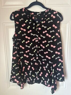 Style & Co. Black Sleeveless Blouse with Sunglass Print in Pink, White & Yellow